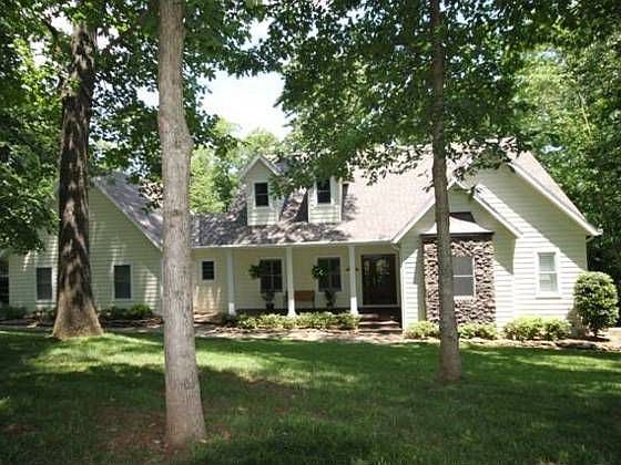 1st image of 11982 Hickory Dr