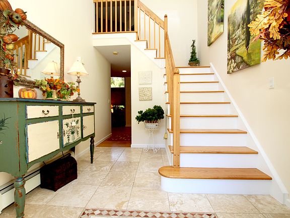 Entry Foyer