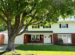 6419 Woodwind Dr, Indianapolis, IN 46217