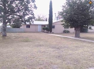 405 S Yucca Dr, Deming, NM 88030