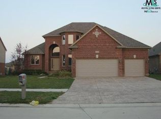 50680 Nesting Rdg, Update, MI 48044