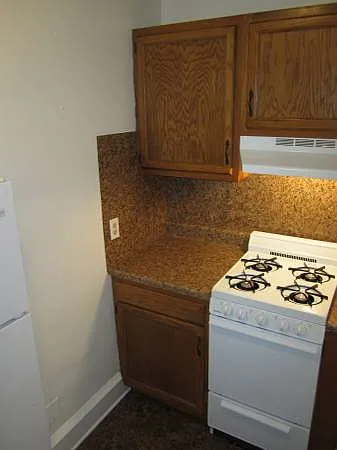 600 Delaware St #2 — Photo 12