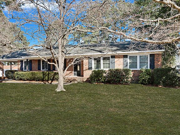 2nd image of 207 Kirkland Drive