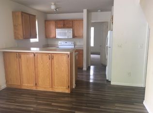 206B Strawberry St, Portland, TN 37148