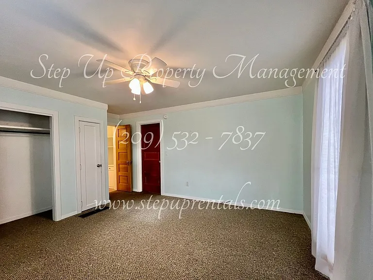273 Lyons St — Photo 14