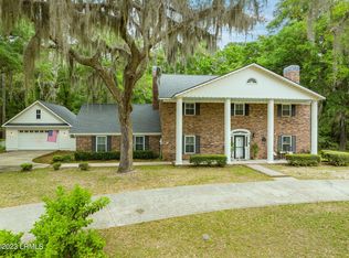 6 Burckmyer Dr, Beaufort, SC 29907