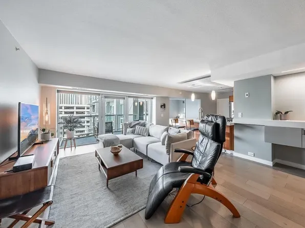 255 N Sierra St, Reno, NV