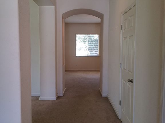 4th image of 1943 Belmont Pl
