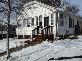 20 Conklin St, Springfield, MA 01109