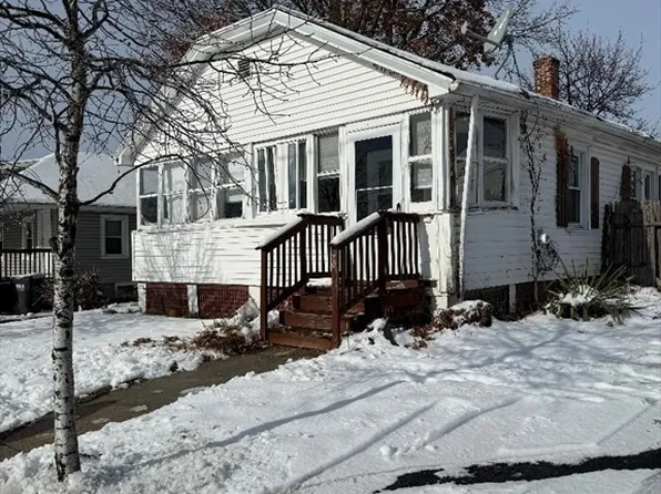 20 Conklin St, Springfield, MA 01109