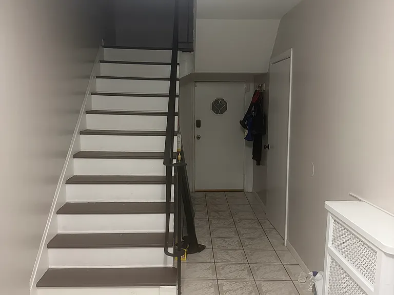 296 Berkeley Ave #2 — Photo 2