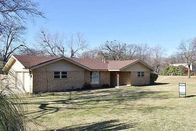 1st image of 1016 N Pearson Ln