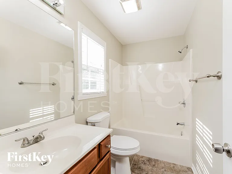 5122 Fiddlers Run Dr — Photo 16