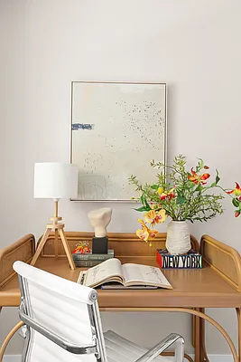 Sold by Compass | media 9