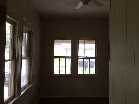 5th image of 125 Glenwood Ct APT 2