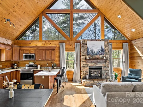 854 Lower Bailey Branch Rd, Mars Hill, NC 28754