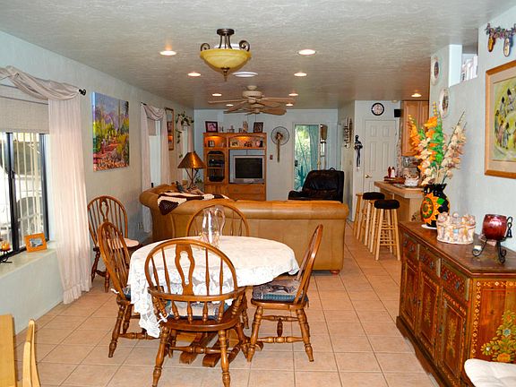 4th image of 1620 N Fremming Ave