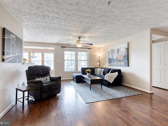 5th image of 2445 Blue Spring Ct Unit 102