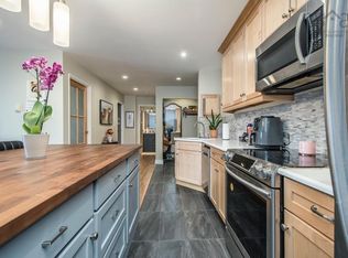 7 Jamieson St #310, Halifax, NS B3A 4L2