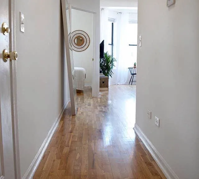 944 N Orleans St #203 — Photo 11