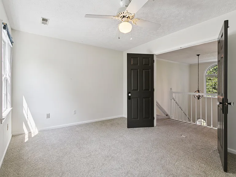 3517 Mott Ln — Photo 44