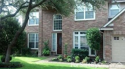 Beautiful 2 Story Home!
						:
						Curb appeal evident, culdesac lot, mature trees & landscaping, lush lawn.