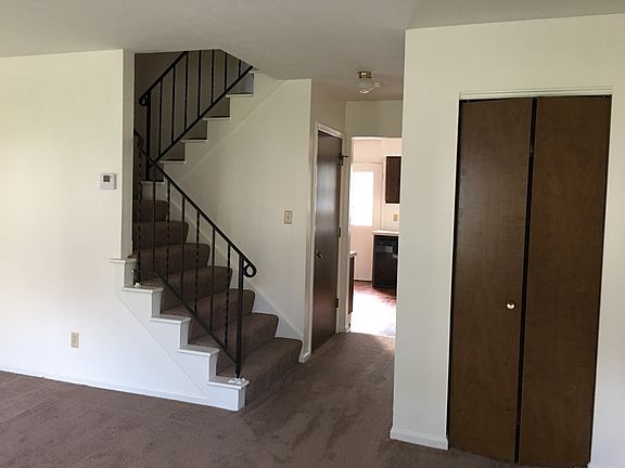 4th image of 56 N Pershing Ave