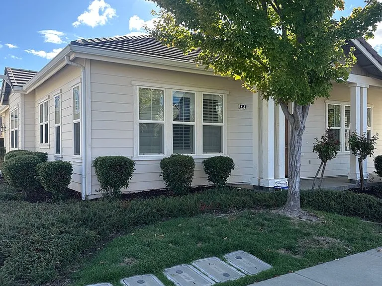9393 Vintner Cir — Photo 10