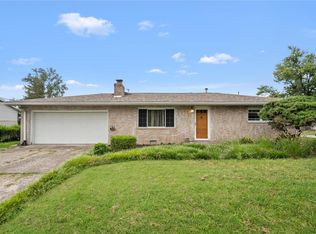 59 University Dr, Granite City, IL 62040