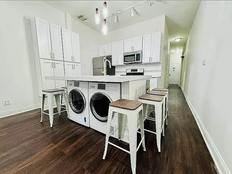 13 Saint Marks Pl #4F — Photo 3