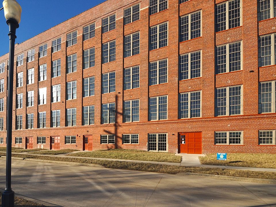 1st image of 420 S Esplanade St