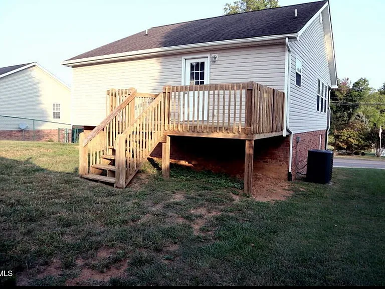 2908 Antioch Rd — Photo 11