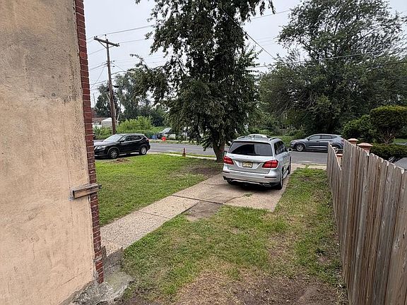 3rd image of 1022 N 20th St
