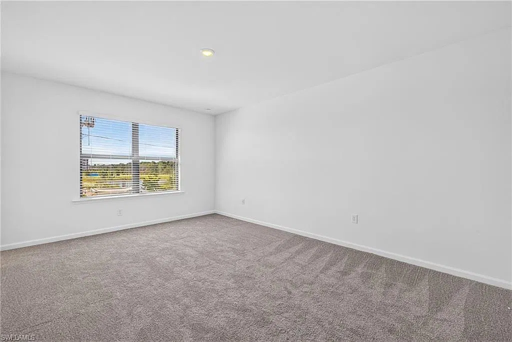 3 bed, 2.5 bath, 1816 sqft, $2,800 — Photo 4