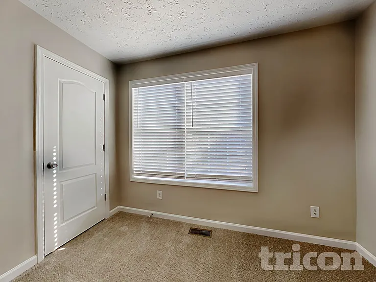 39 Dane Ln — Photo 12
