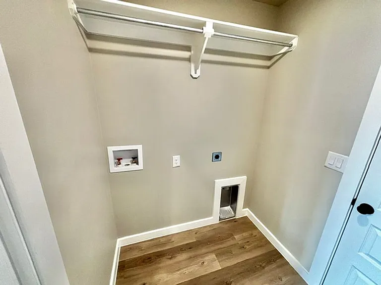 2612 Tiffin Ave — Photo 19