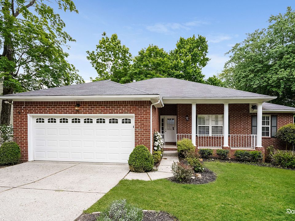 1st image of 118 Northlake Dr