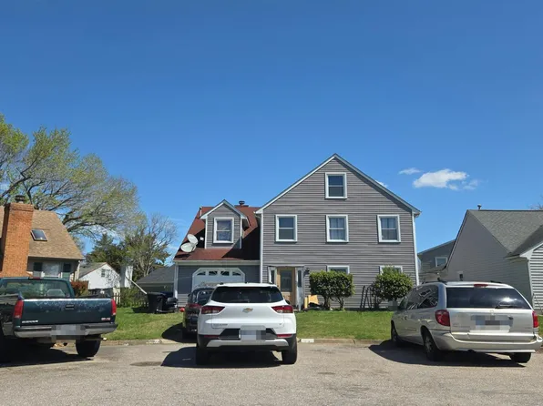 2044 Rippling Rock Dr, Virginia Beach, VA 23456