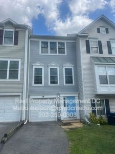 3512 21st St SE, Washington, DC, 20020