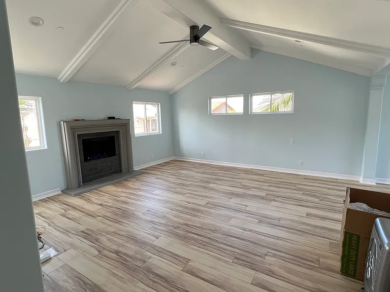 1907 Speyer Ln — Photo 10