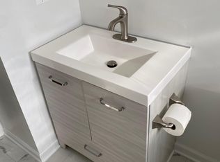 122 S Campbell Rd, Royal Oak, MI 48067