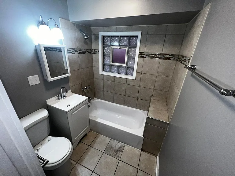 709 N Laramie Ave — Photo 22