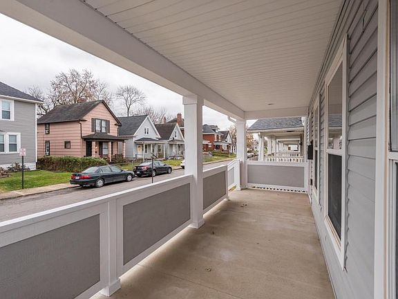 5th image of 833 Heyl Ave