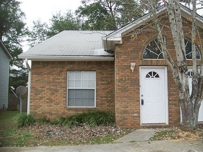 1st image of 4108 Castellan Dr
