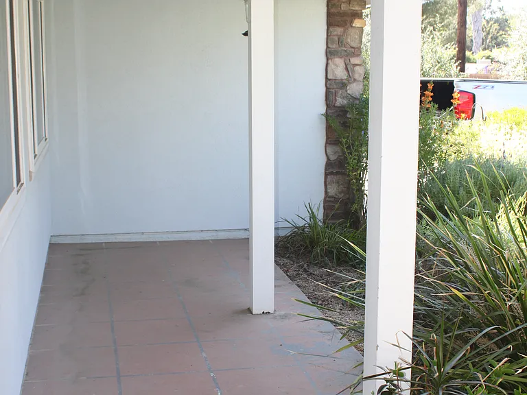 3610 Cerrito St — Photo 55