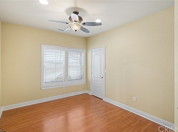 5th image of 8827 W Avenue D2