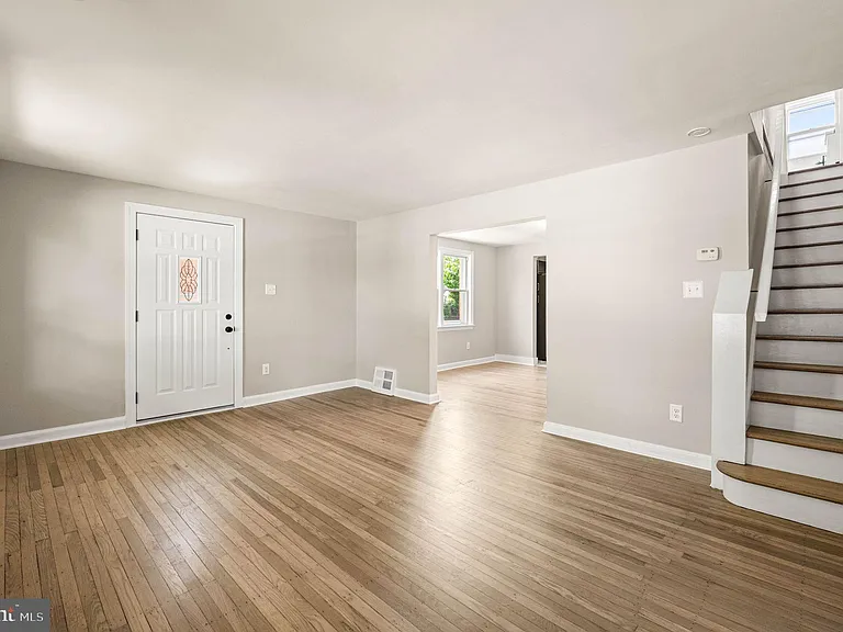 1024 W Bridge St — Photo 13