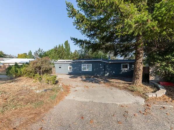 5362 Shelly Dr, Kamloops, BC V2C 5A7