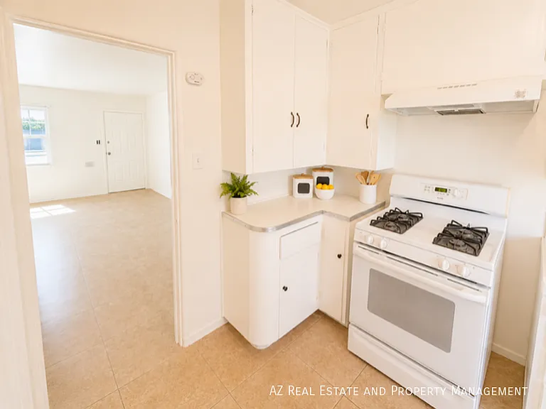 1507 N 15th Ave — Photo 15