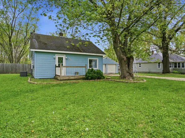 5686 Verta Dr NE, Belmont, MI 49306
